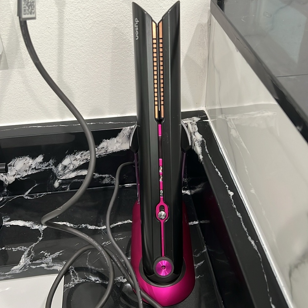 DYSON CORRALE HAIR STRAIGHTENER (BLACK NICKEL/ FUSCHIA)